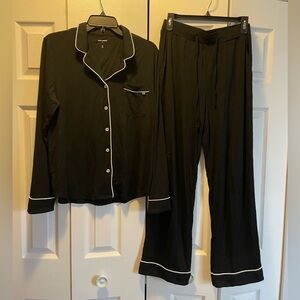 Cozy Earth Women's Bamboo Stretch-Knit Long Sleeve Pajama Set size S